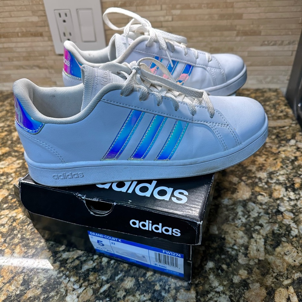 Adidas Court K Tennis Shoe US 5